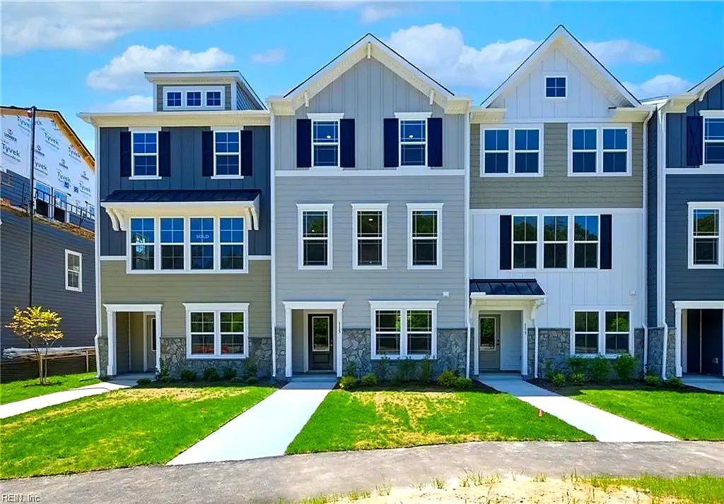 123 Bracewell LN, YORKTOWN VA 23692