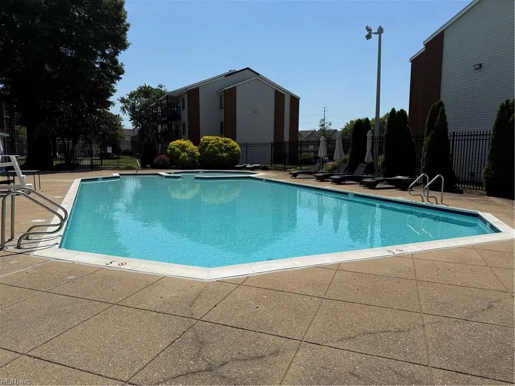 223 Pacific DR, HAMPTON VA 23666 - Photo 3