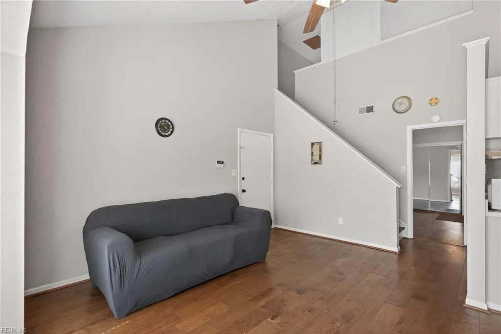 223 Pacific DR, HAMPTON VA 23666 - Photo 5