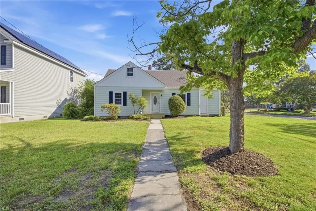 542 Hyde Park RD, NORFOLK VA 23503 - Photo 2