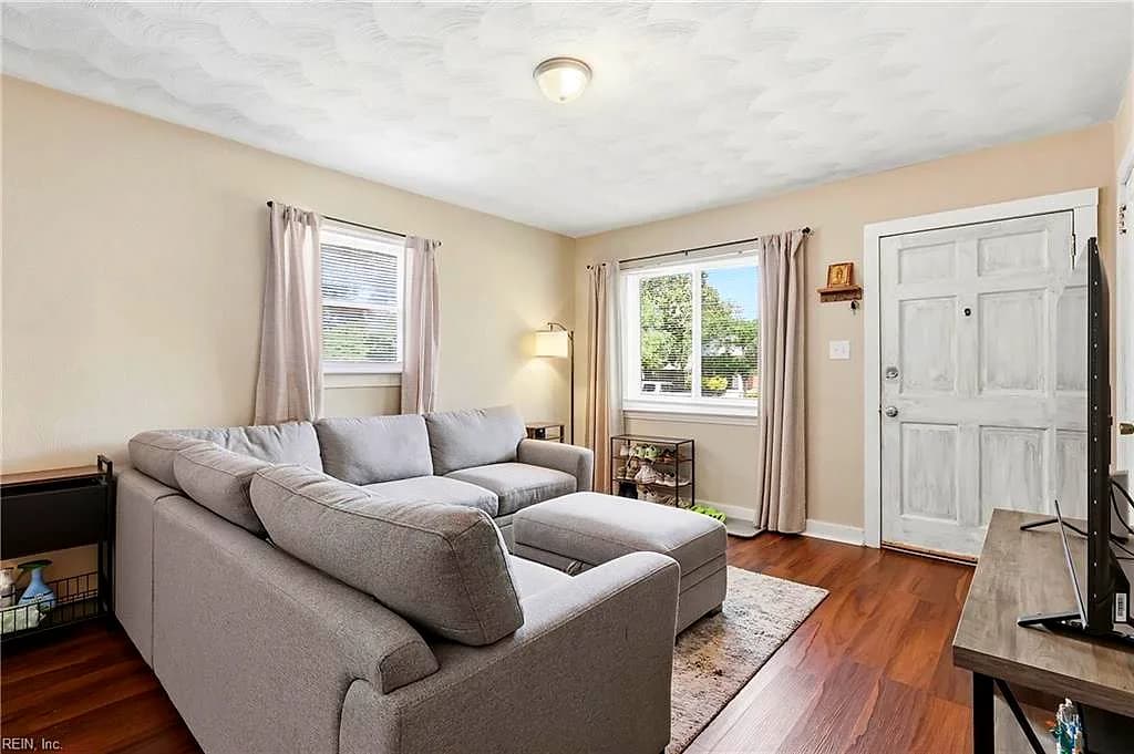 5417 Douglas ST, NORFOLK VA 23509 - Photo 3