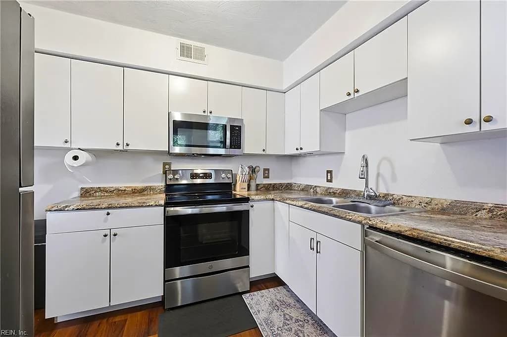 5417 Douglas ST, NORFOLK VA 23509 - Photo 4