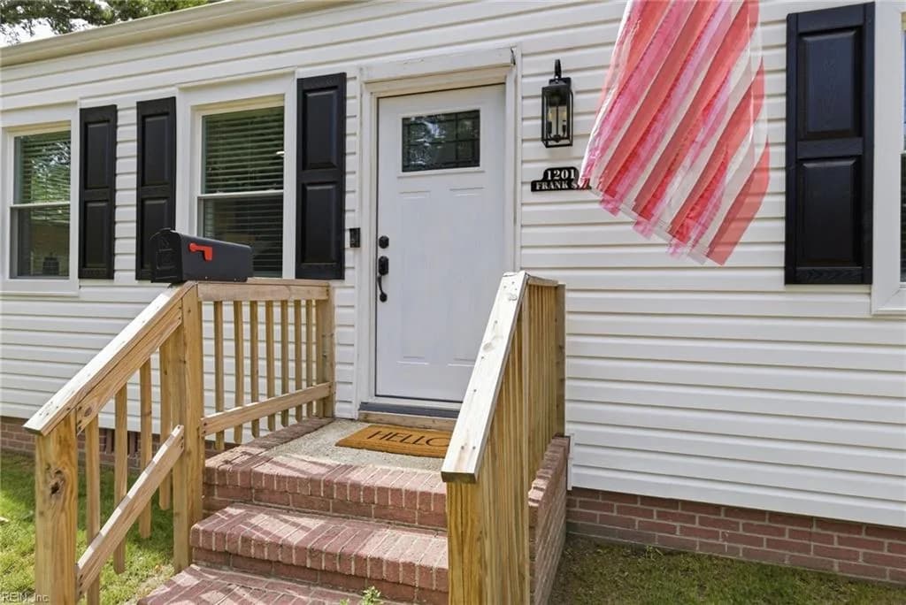 1201 Frank ST, NORFOLK VA 23518 - Photo 4