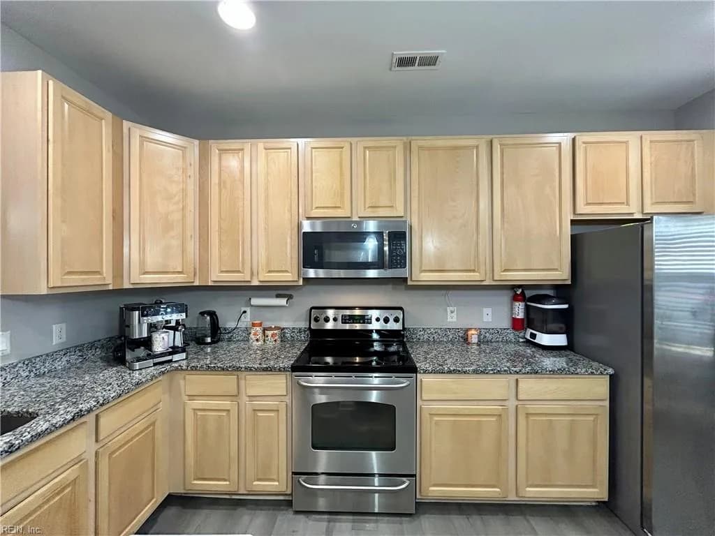 2113 Livingston ST, SUFFOLK VA 23434 - Photo 5