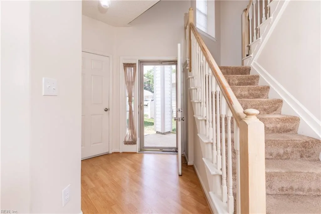 934 Nicklaus DR, NEWPORTNEWS VA 23602 - Photo 5