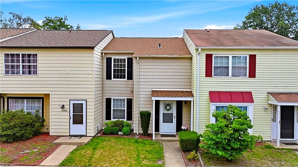 1303 River Birch RN S, Chesapeake — 2 bed Residential, 1,072 sqft
