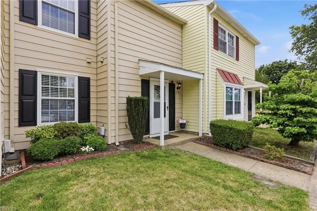 1303 River Birch RN S, CHESAPEAKE VA 23320 - Photo 4