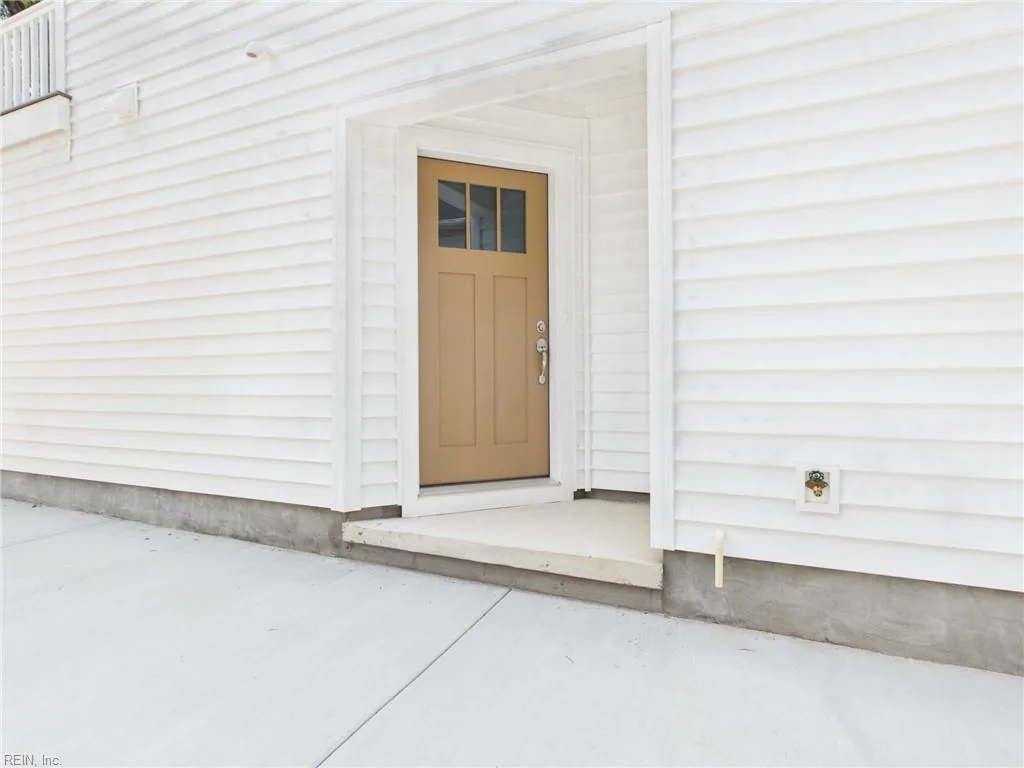 604 14th ST #B, VIRGINIABEACH VA 23451 - Photo 3