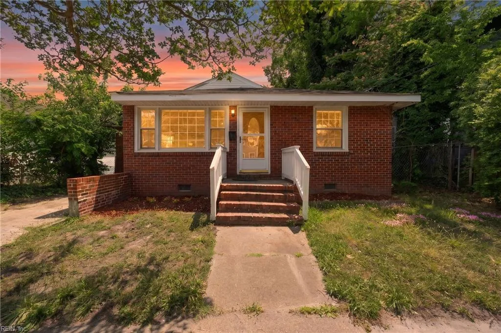 405 W 27th ST, NORFOLK VA 23517