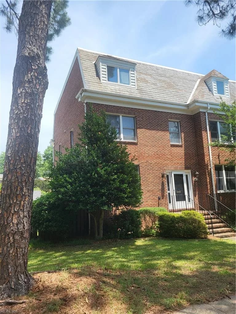 472 Westover MEWS, NORFOLK VA 23507 - Photo 3