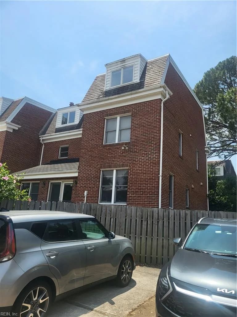 472 Westover MEWS, NORFOLK VA 23507 - Photo 5