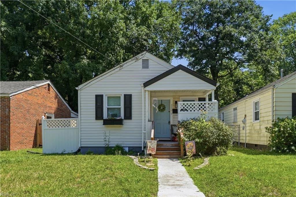 802 Teach ST, HAMPTON VA 23661 - Photo 2