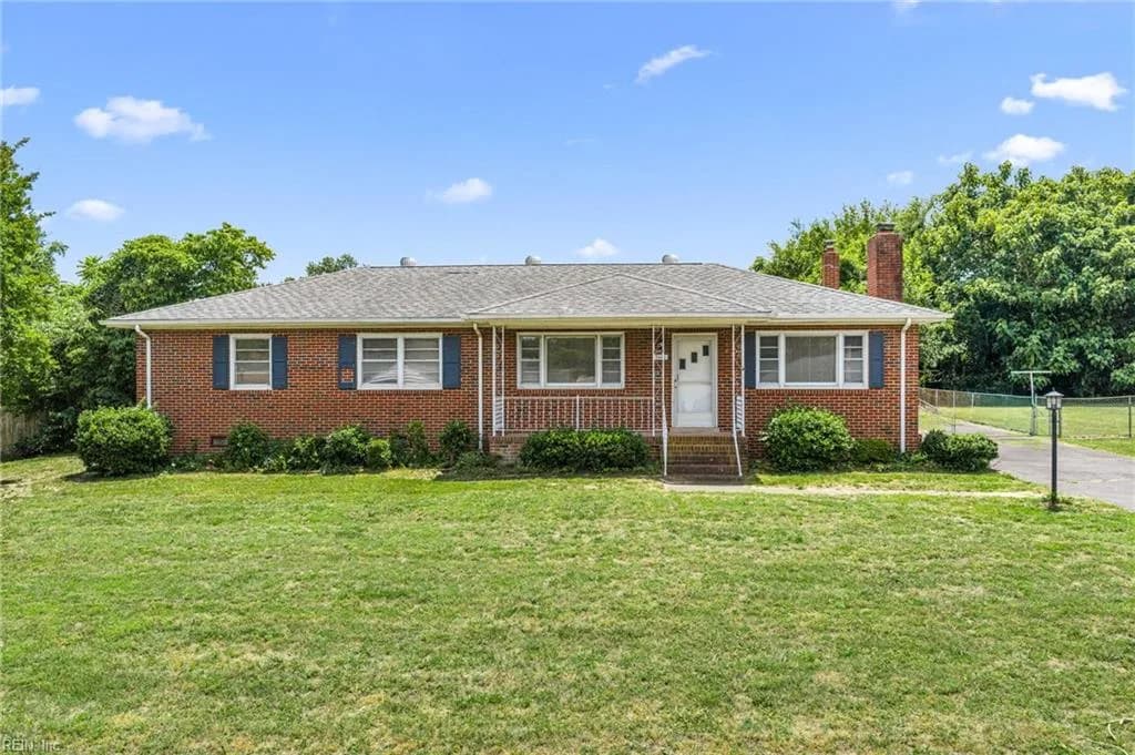 7443 Ridge View RD, MECHANICSVILLE VA 23111 - Photo 2