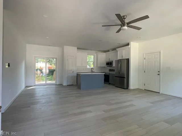 884 Cascade DR, NEWPORTNEWS VA 23608 - Photo 4