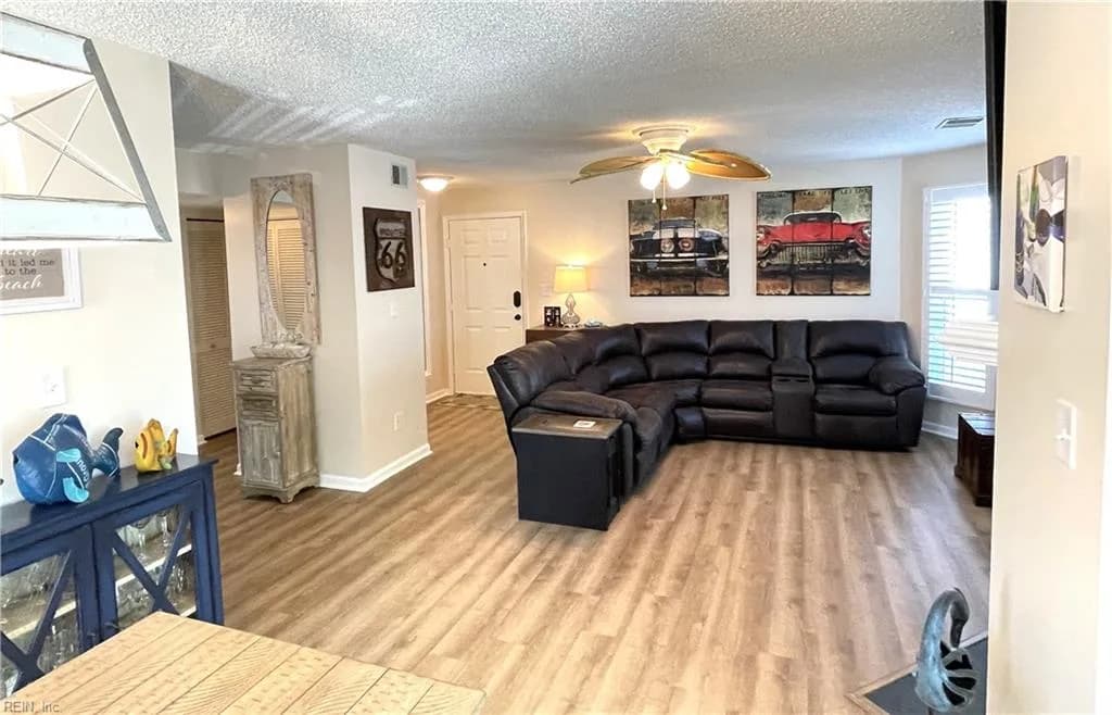 512 24th ST #203, VIRGINIABEACH VA 23451 - Photo 3