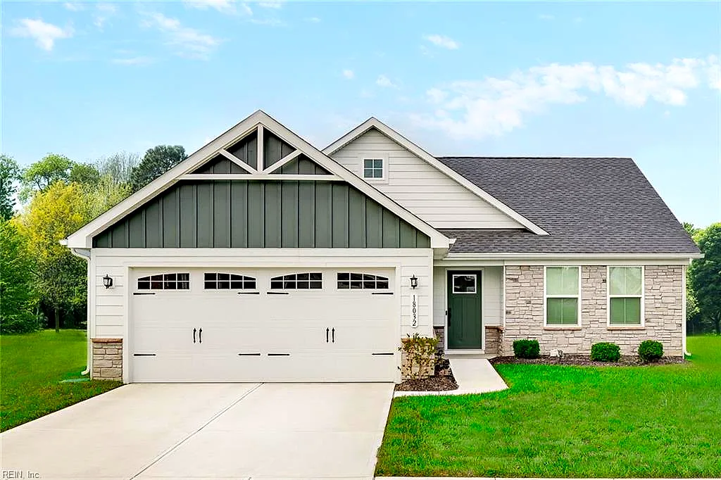 104 Bloom LN, Moyock — 3 bed Residential, 1,532 sqft
