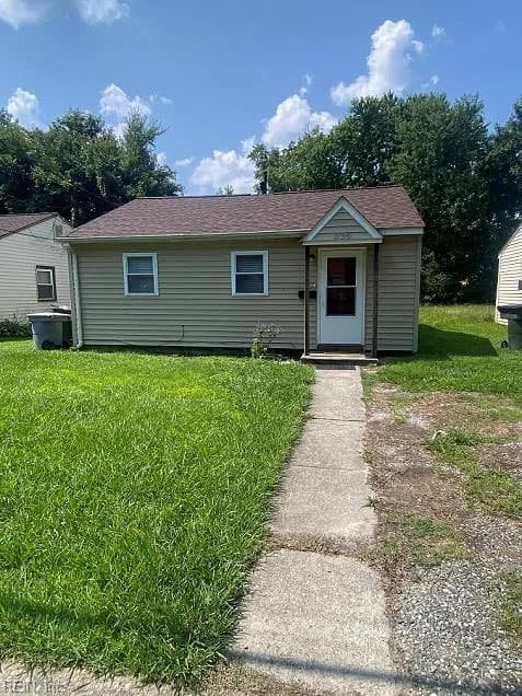 435 Smiley RD, HAMPTON VA 23663 - Photo 2