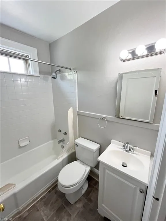 100 Main ST #A, NEWPORTNEWS VA 23601 - Photo 5