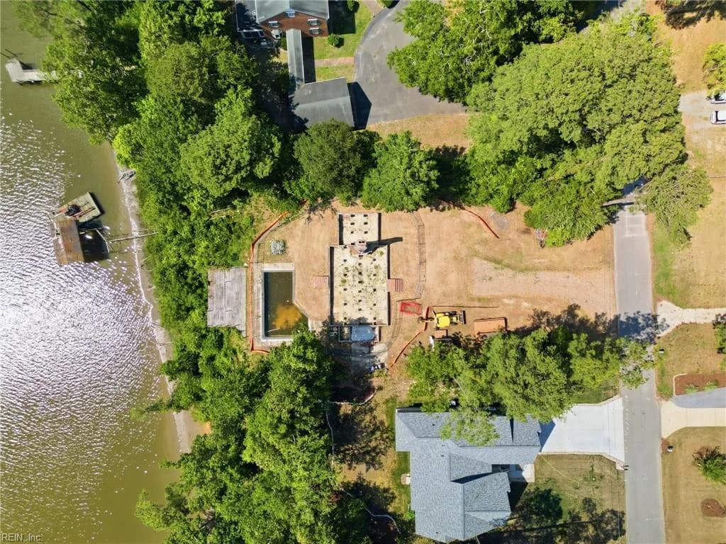 1502 Magruder RD, SMITHFIELD VA 23430 - Photo 5