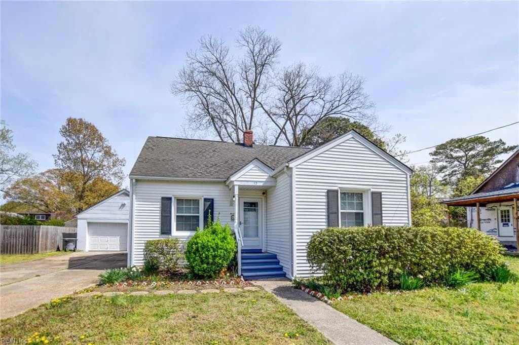 13 Beverly ST, HAMPTON VA 23669 - Photo 2
