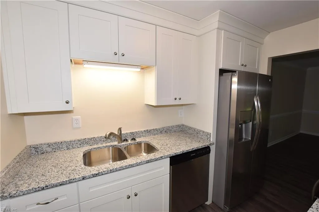 67 King George QUAY, CHESAPEAKE VA 23325 - Photo 5