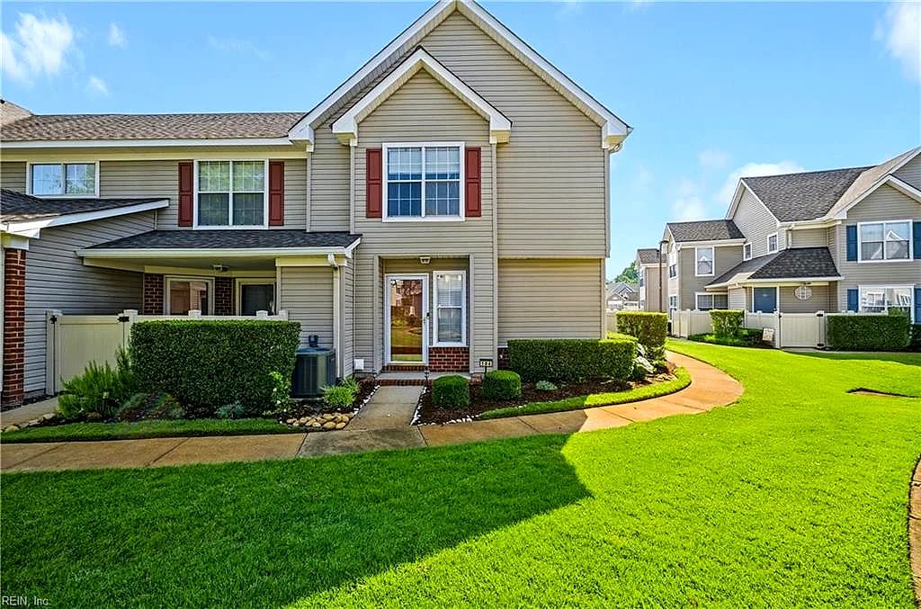 3856 Lasalle DR #106, Virginia Beach — 2 bed Residential, 1,132 sqft