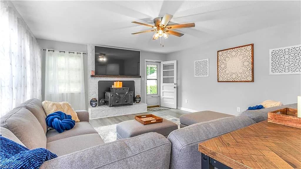969 Sunnyside DR, VIRGINIA BEACH VA 23464 - Photo 3