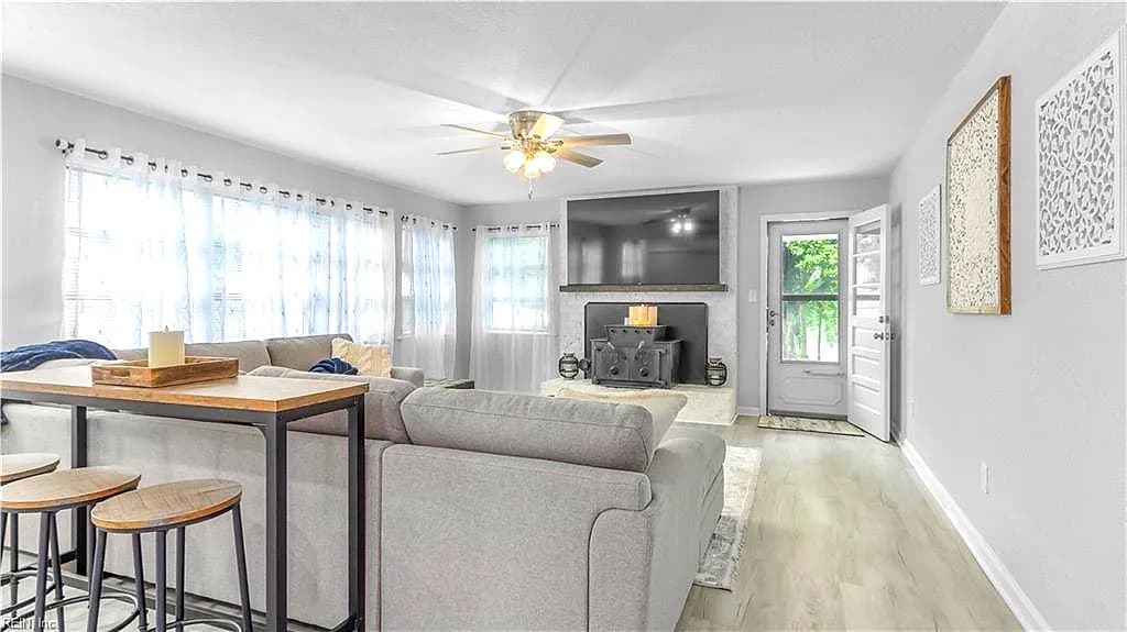 969 Sunnyside DR, VIRGINIA BEACH VA 23464 - Photo 4