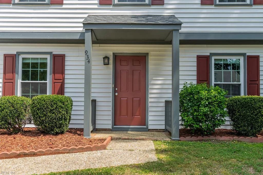 934 Lowry PL, NEWPORTNEWS VA 23608 - Photo 5