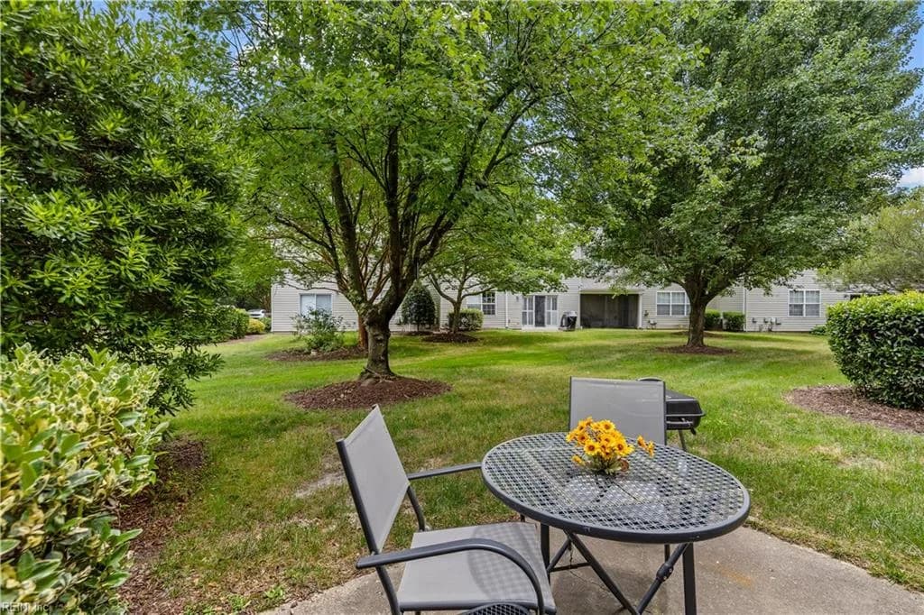 1703 Sawgrass LN #7-1703, PORTSMOUTH VA 23703 - Photo 5
