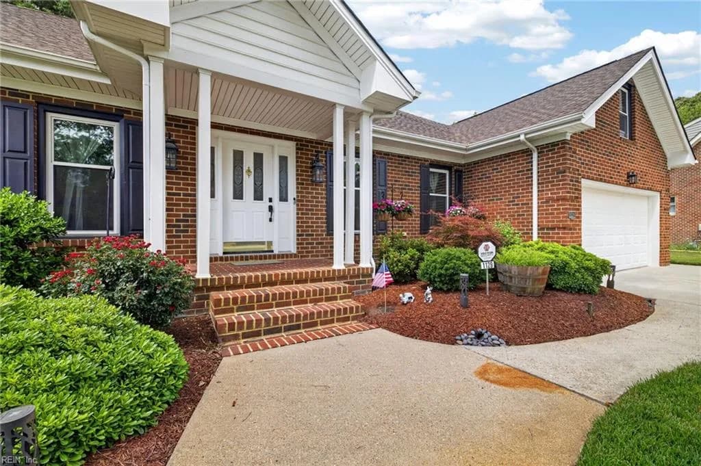 1129 Cumberland CT, CHESAPEAKE VA 23320 - Photo 3