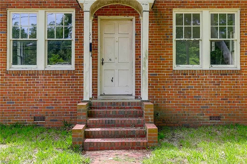 450 Douglas AVE, PORTSMOUTH VA 23707 - Photo 3