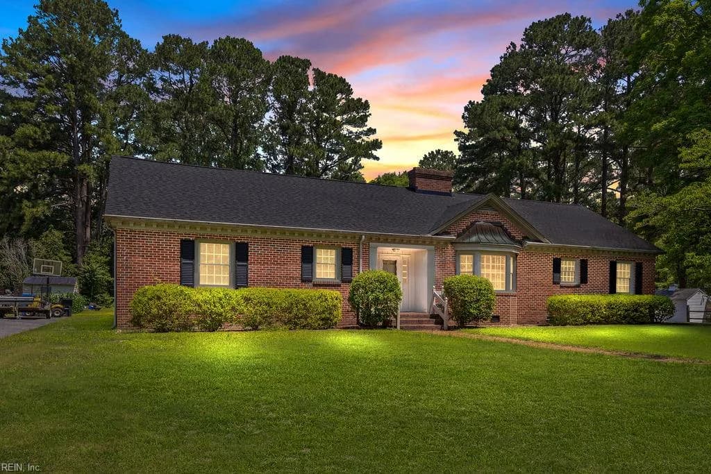 18365 Virginia AVE, BOYKINS VA 23827 - Photo 4