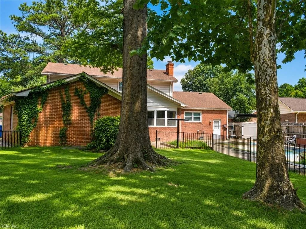 316 Tudor PL, CHESAPEAKE VA 23325