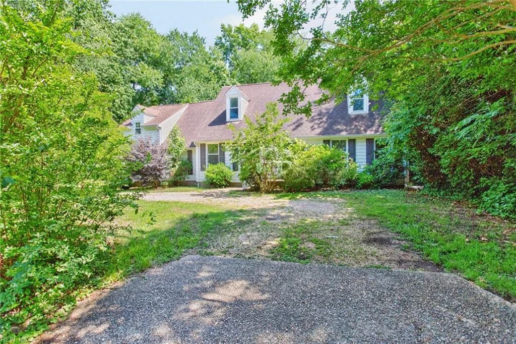 118 Sandpiper ST, NEWPORTNEWS VA 23602 - Photo 2