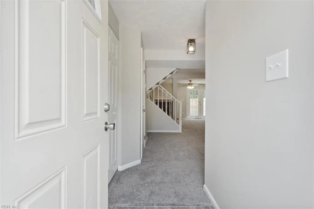 75 Lucinda CT, HAMPTON VA 23666 - Photo 4