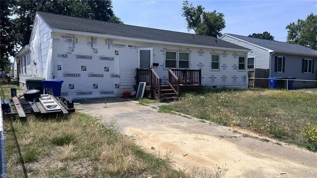 1112 80th ST, NEWPORTNEWS VA 23605 - Main photo
