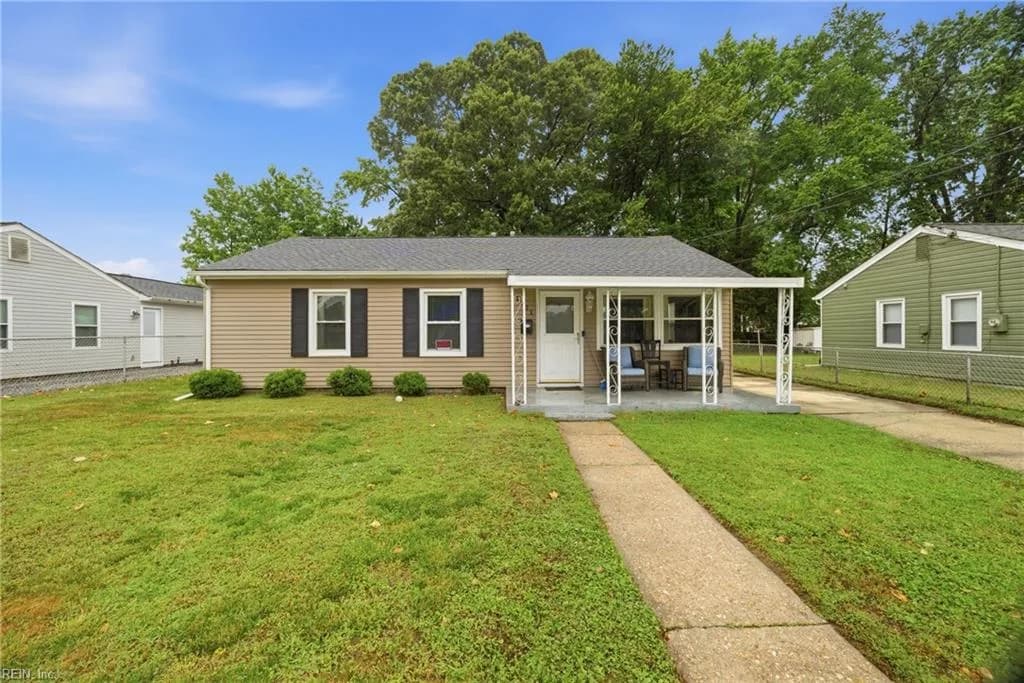 1521 Morgan DR, HAMPTON VA 23663 - Photo 4