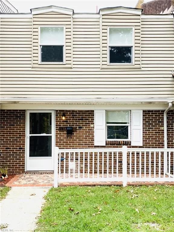 710 White Hall LN, VIRGINIABEACH VA 23462 - Photo 2
