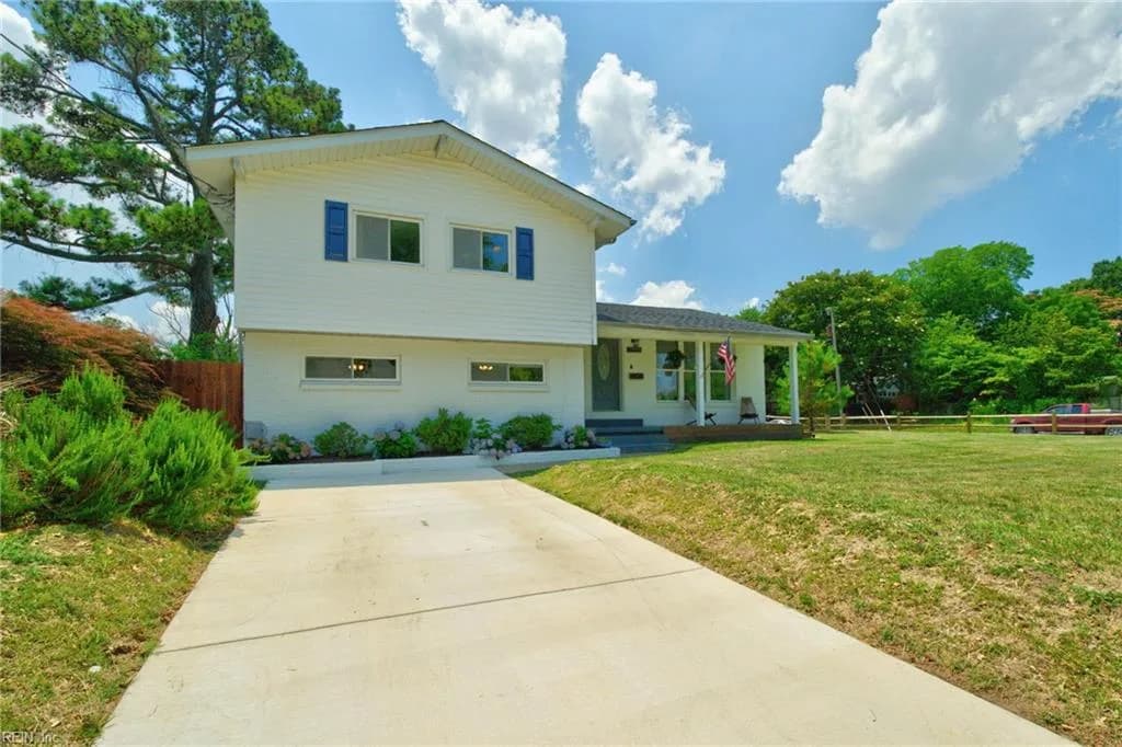 2905 Creekwood RD, NORFOLK VA 23518 - Photo 2