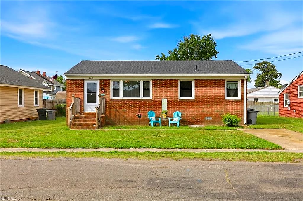 109 Parkview PL, Hampton — 3 bed Residential, 1,095 sqft