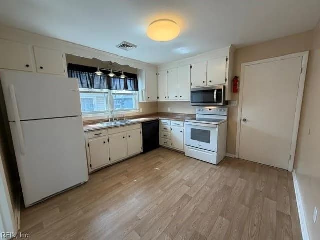109 Parkview PL, HAMPTON VA 23664 - Photo 5