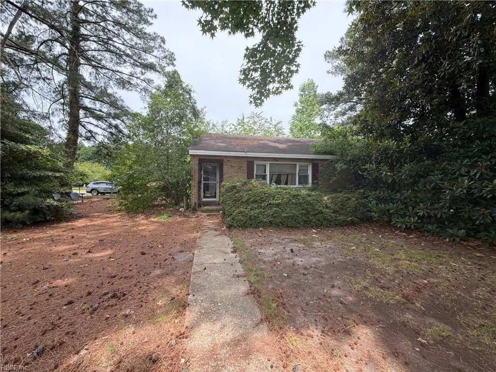 864 E Sparrow RD, VIRGINIABEACH VA 23464