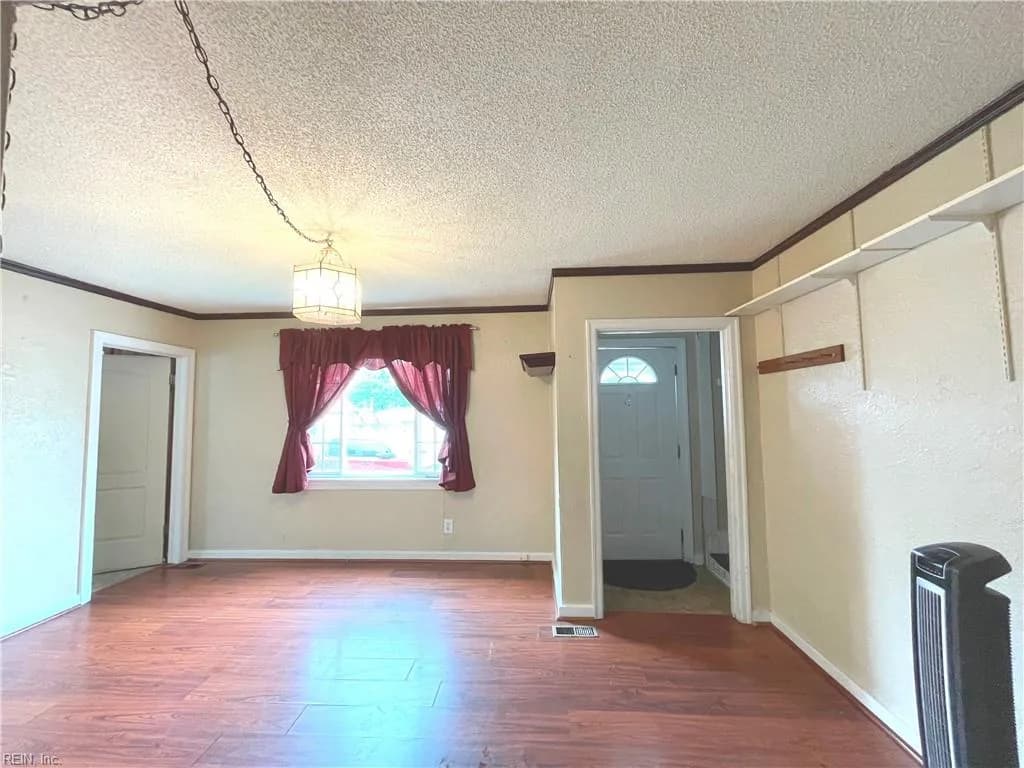 4512 Bankhead AVE, NORFOLK VA 23513 - Photo 5