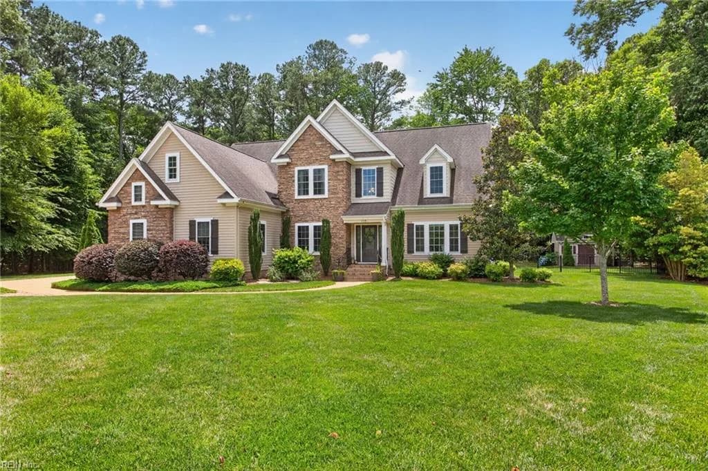 118 Collington RN, YORKTOWN VA 23693 - Photo 4