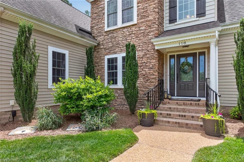 118 Collington RN, YORKTOWN VA 23693 - Photo 5