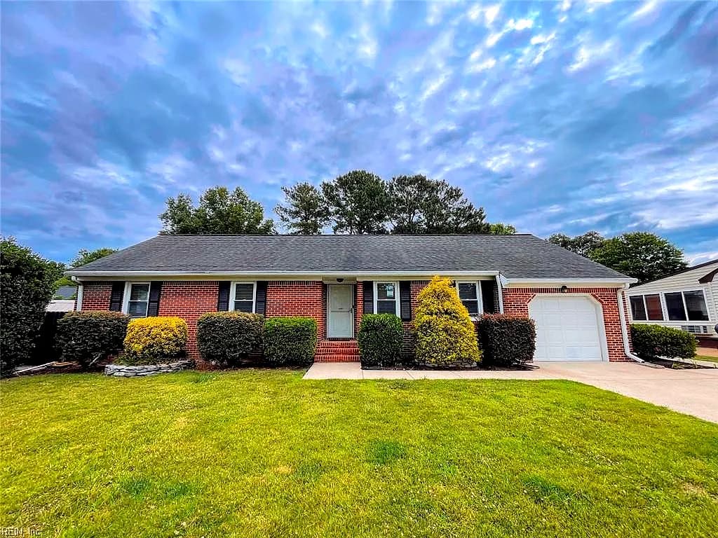 1816 Blue Knob RD, VIRGINIA BEACH VA 23464 - Photo 2