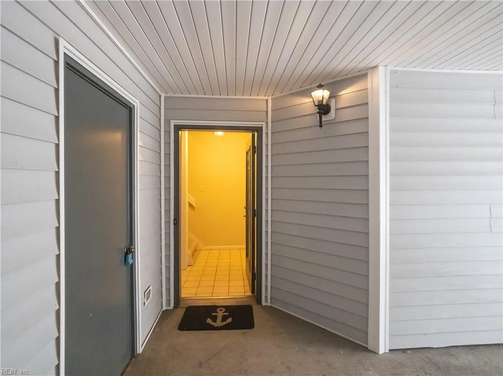 2910 Bente WAY, VIRGINIABEACH VA 23451 - Photo 4