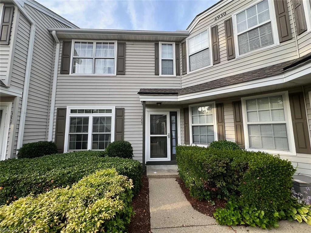 4930 Cypress Point CIR #103, VIRGINIABEACH VA 23455