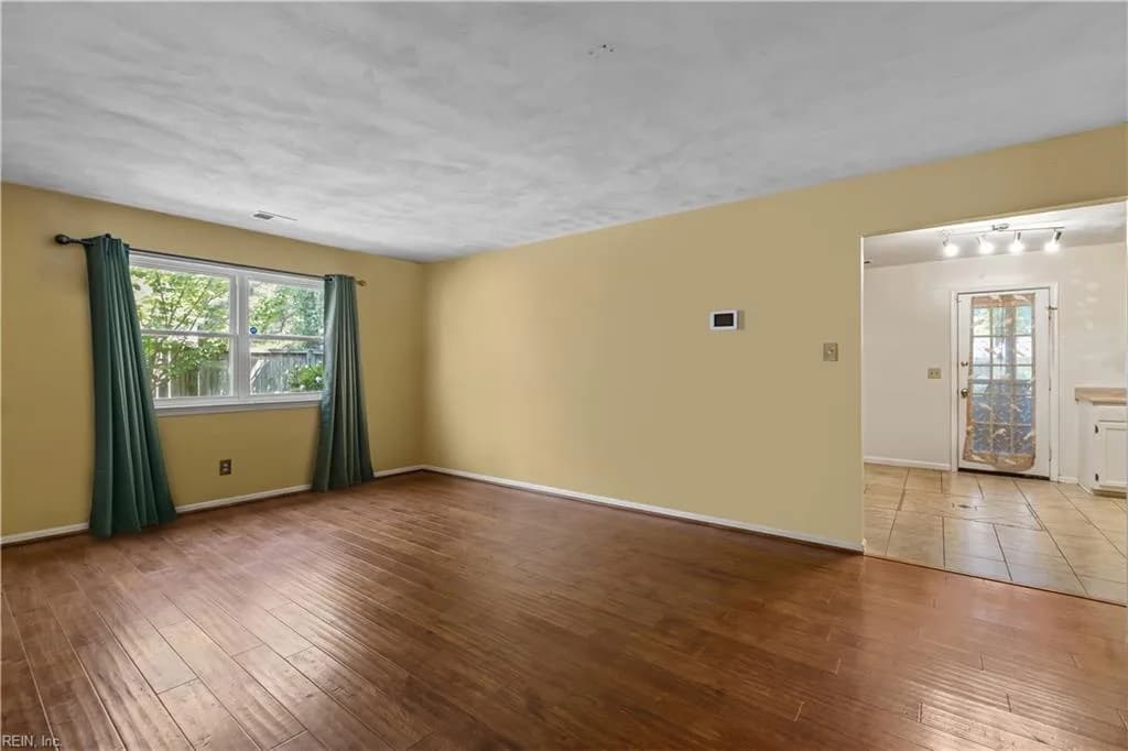 2916 Cardini PL, VIRGINIABEACH VA 23453 - Photo 4